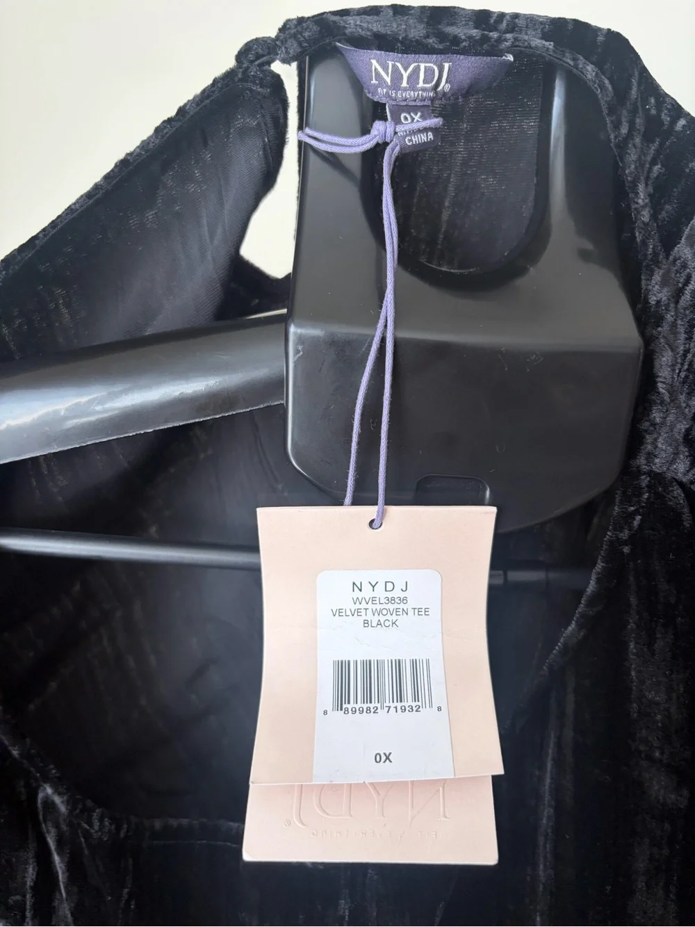 NWT NYDJ Black Crushed Velvet Woven Tee 0X - Luxe Basic